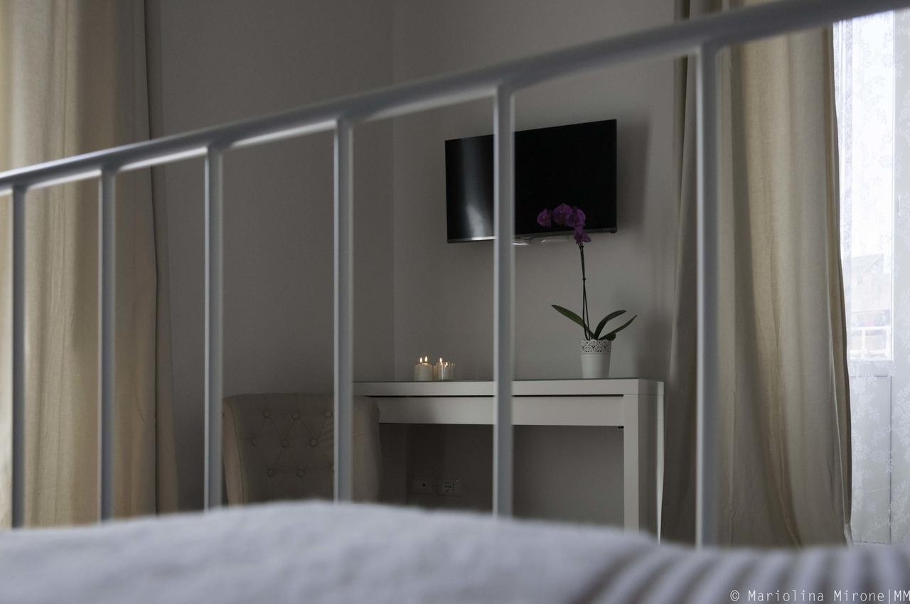 I Balconi Sul Castello Bed and Breakfast Catania Exteriör bild