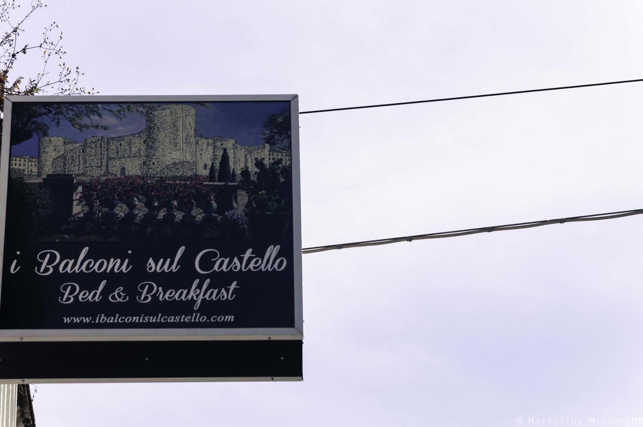 I Balconi Sul Castello Bed and Breakfast Catania Exteriör bild